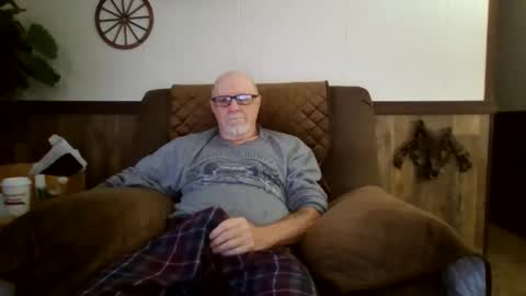 dave571960 online show from 09/20/25, 10:38