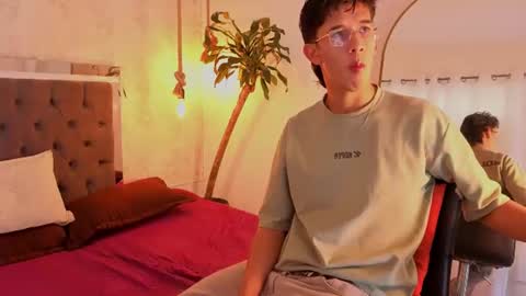 Dave online show from 07/10/26, 07:27