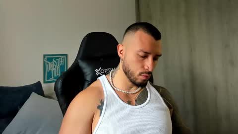 DAVE MAX online show from 11/09/25, 03:10