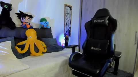 DAVE MAX online show from 03/28/26, 03:39