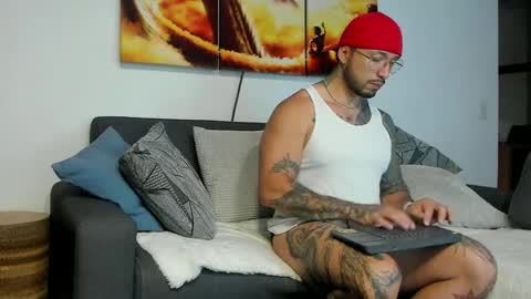 DAVE MAX online show from 04/12/26, 01:43