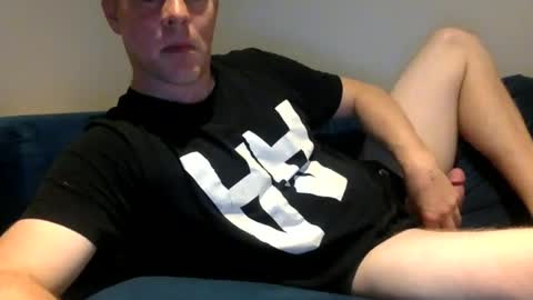 daveb709709709 online show from 09/16/25, 02:01