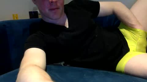 Snapshot of daveb709709709 chatting on 05/15/26, 02:40 daveb709709709 online show from 05/15/26, 02:40