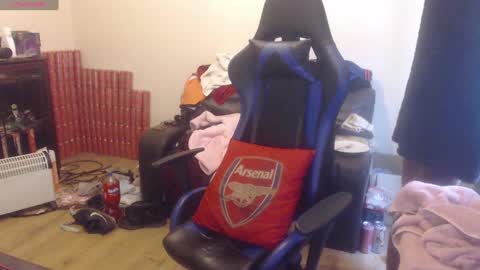 dave online show from 12/12/24, 11:29