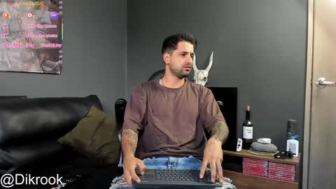 Snapshot of davevilboy chatting on 02/06/25, 12:16 Daves online show from 02/06/25, 12:16