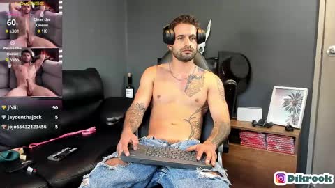 Snapshot of davevilboy chatting on 03/03/25, 12:48 Daves online show from 03/03/25, 12:48