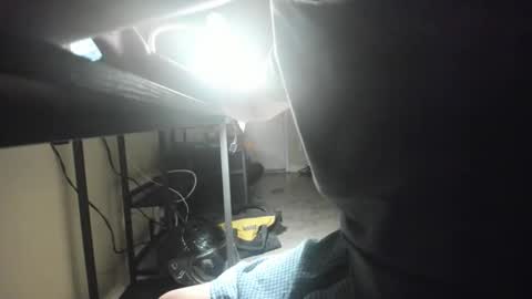 david089613 online show from 11/24/25, 04:56