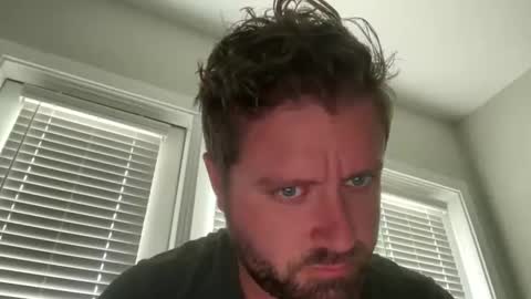 david20884 online show from 10/19/25, 02:07
