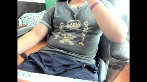 Snapshot of david_2789 chatting on 12/28/24, 07:33 David online show from 12/28/24, 07:33