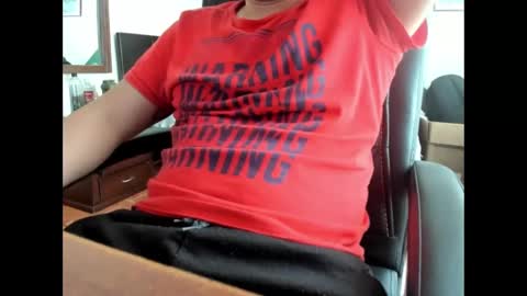 Snapshot of david_2789 chatting on 03/03/25, 10:10 David online show from 03/03/25, 10:10