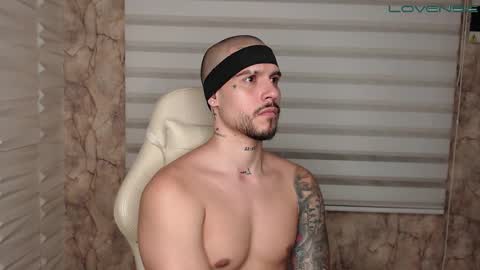 David col11 online show from 11/11/25, 01:27