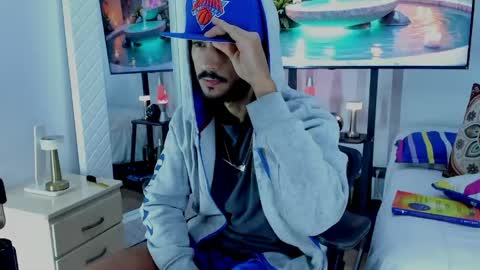 Hey im David that loves to explore and speak their fantasies. Very open talktative and nice. Feel free to chat with me online show from 04/17/26, 12:02