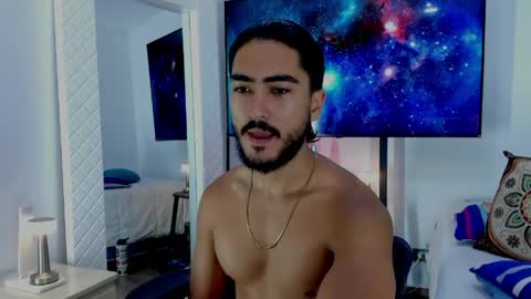 Snapshot of david_johnson372 chatting on 04/24/26, 10:39 Hey im David that loves to explore and speak their fantasies. Very open talktative and nice. Feel free to chat with me online show from 04/24/26, 10:39