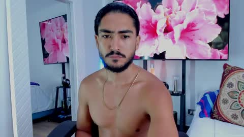 Snapshot of david_johnson372 chatting on 05/14/26, 11:50 Hey im David that loves to explore and speak their fantasies. Very open talktative and nice. Feel free to chat with me online show from 05/14/26, 11:50