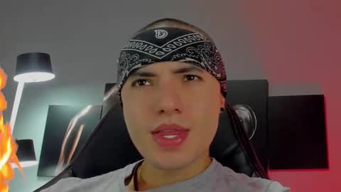 David Jons online show from 02/04/25, 01:02