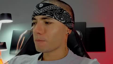 David Jons online show from 02/13/25, 04:22