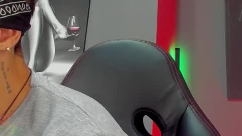 David Jons online show from 11/04/25, 11:04