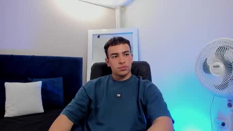 Snapshot of david_rtr chatting on 11/13/25, 07:35 david_rtr online show from 11/13/25, 07:35