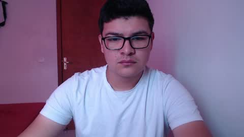 Snapshot of david_smit_ chatting on 04/12/26, 03:50 david smit online show from 04/12/26, 03:50