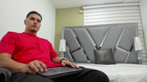 david_victoriaa online show from 05/22/26, 12:55