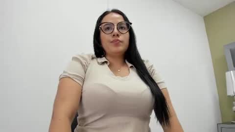 Snapshot of david_victoriaa chatting on 07/04/26, 01:06 david_victoriaa online show from 07/04/26, 01:06