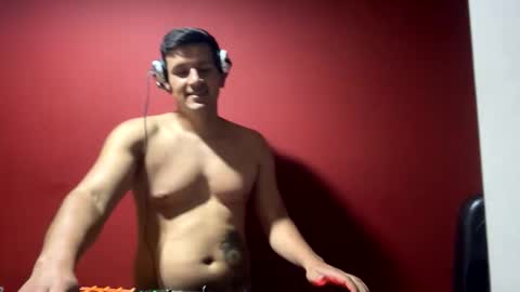 davidhot111 online show from 10/22/25, 12:00