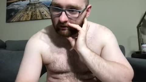 Snapshot of davidker12332147 chatting on 05/20/26, 02:40 David online show from 05/20/26, 02:40