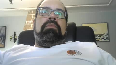 Snapshot of davidmax245 chatting on 06/01/26, 06:09 davidmax245 online show from 06/01/26, 06:09