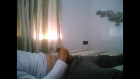 Snapshot of davidsuizo chatting on 03/27/26, 03:45 SUIZO online show from 03/27/26, 03:45