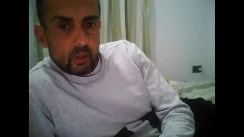 Snapshot of davidsuizo chatting on 03/28/26, 08:52 SUIZO online show from 03/28/26, 08:52