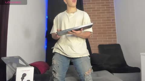 davidx_x21 online show from 03/30/26, 08:15