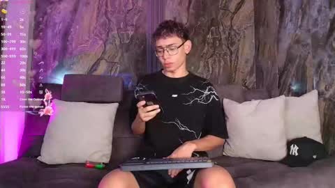 Snapshot of daviid_laid_ chatting on 02/17/26, 07:31 David online show from 02/17/26, 07:31