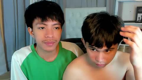 Snapshot of davincihugecock chatting on 02/07/26, 04:43 daniel online show from 02/07/26, 04:43