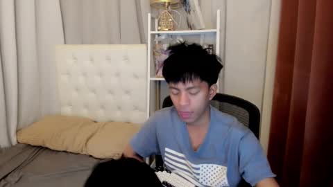 Snapshot of davincihugecock chatting on 02/27/26, 05:13 daniel online show from 02/27/26, 05:13