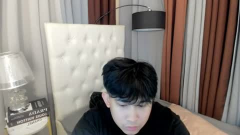 Snapshot of davincihugecock chatting on 07/04/26, 05:52 daniel online show from 07/04/26, 05:52