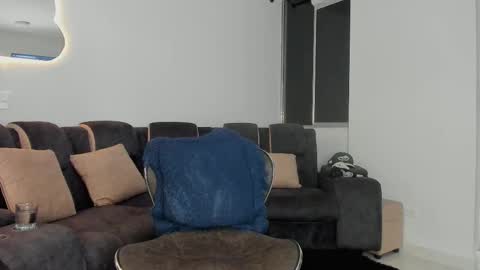 Snapshot of davis_alx chatting on 02/15/25, 12:59 davis instagram davis alx1 online show from 02/15/25, 12:59