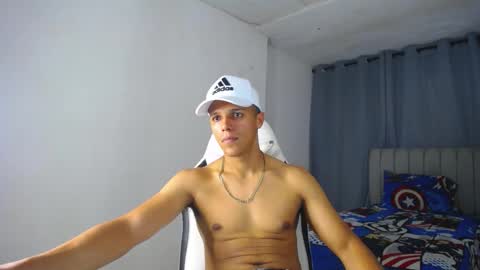 Snapshot of davisito7 chatting on 01/01/25, 11:40 David Angel online show from 01/01/25, 11:40