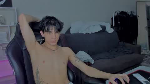 davis online show from 12/01/24, 10:53