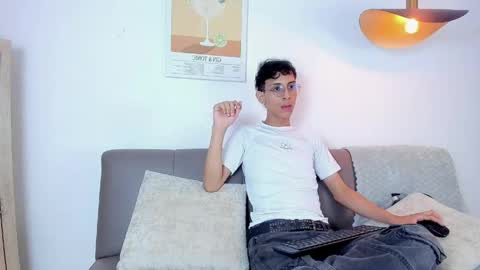 Snapshot of dax_blaze chatting on 05/04/26, 12:34 Dax online show from 05/04/26, 12:34