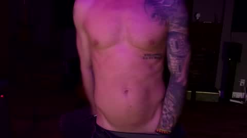 Snapshot of day__tripper chatting on 02/19/25, 10:45 day  tripper online show from 02/19/25, 10:45