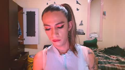 Snapshot of dayanna_01_ chatting on 05/16/26, 07:45 dayanna_01_ online show from 05/16/26, 07:45