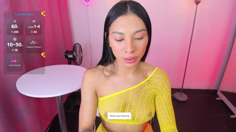 Snapshot of dayanna_tecca chatting on 12/24/24, 11:00 I am Dayanna tecca online show from 12/24/24, 11:00