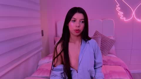 Dayana online show from 11/15/25, 01:03