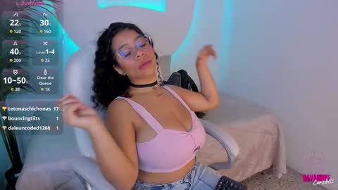 Dayanne online show from 10/15/25, 09:04