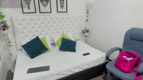 Snapshot of dayhan_santos chatting on 10/07/25, 10:45 dayhan_santos online show from 10/07/25, 10:45