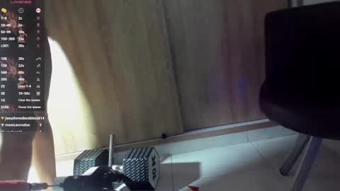 Snapshot of dayhanshelby chatting on 01/17/25, 12:42 nice too meet you i m alison online show from 01/17/25, 12:42