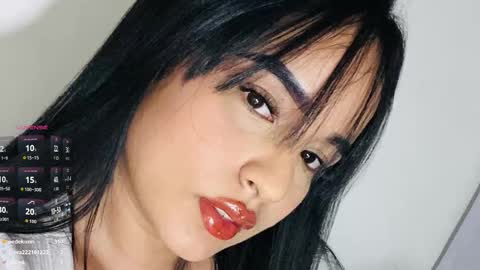 Snapshot of dayhanshelby chatting on 11/11/25, 02:00 nice too meet you i m alison online show from 11/11/25, 02:00