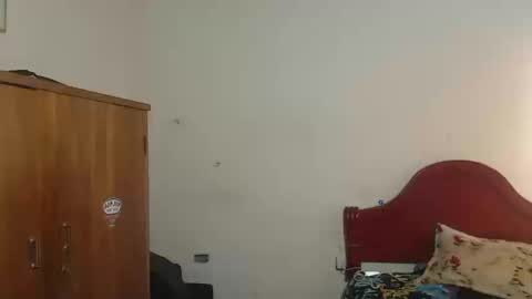 Dylon online show from 09/26/25, 02:21