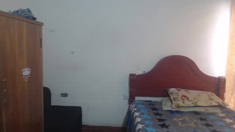 Dylon online show from 10/22/25, 12:27