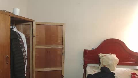 Dylon online show from 01/07/26, 06:32